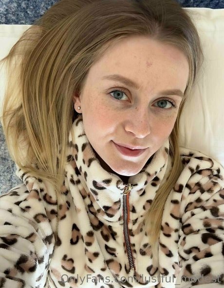 busty onlyfans free nude pics