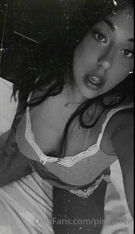 naked yoga onlyfans free nude pictures