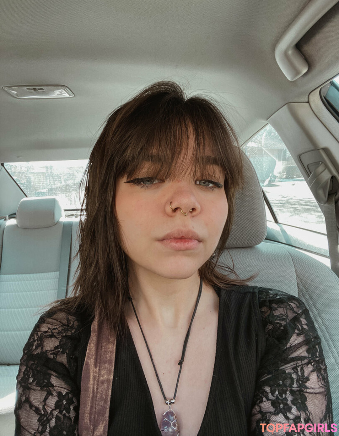 nikkiinatural beautiful pornstar picture
