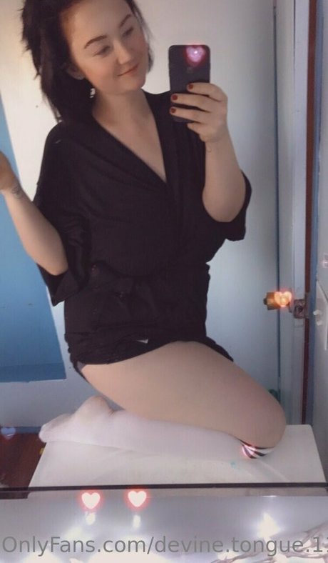 toxicallietongue model porn images