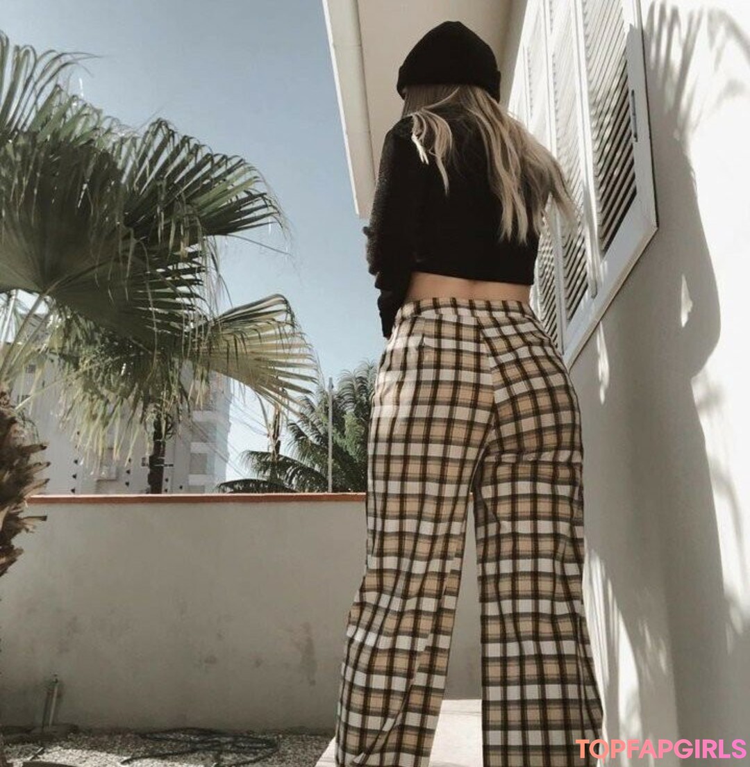 Bruna Dos Anjos exclusive actress archive