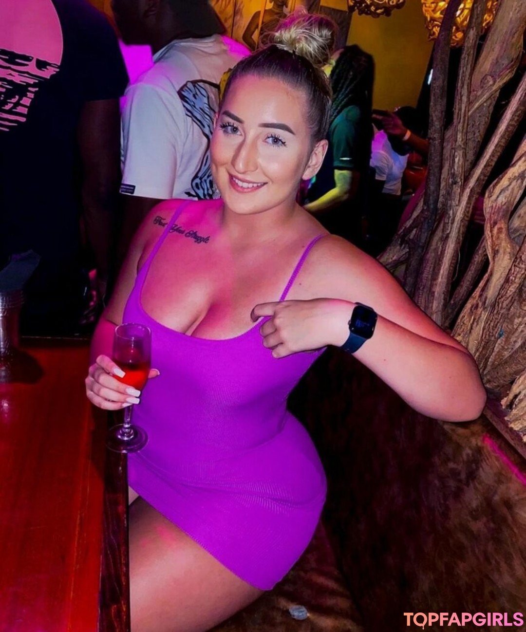 Babybanddss nude pornstar image