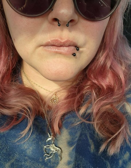 blemishedbeauty art pornstar gallery