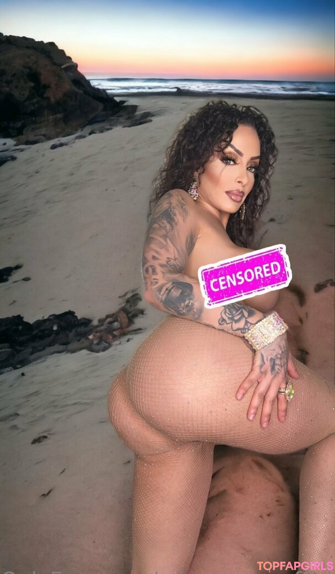 missmeenaofficial pornstar nude img