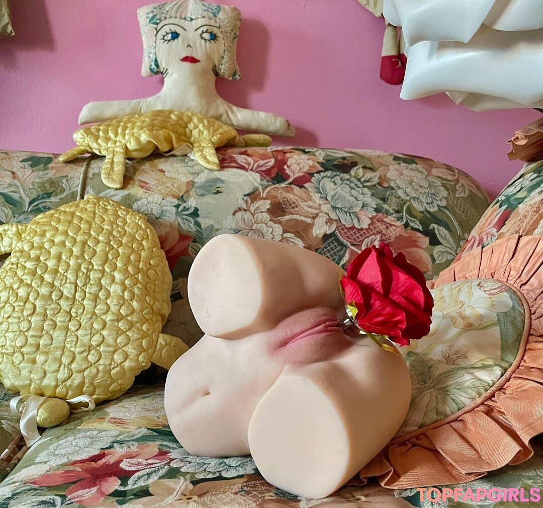tall doll star erotic photo