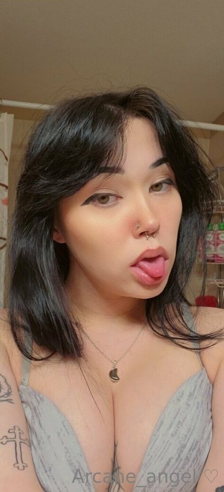 arcane angel model hd pic