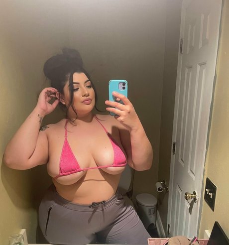 busty brunette onlyfans nude img
