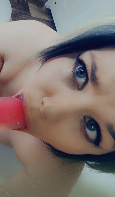 moonmomma369 free actress gallery