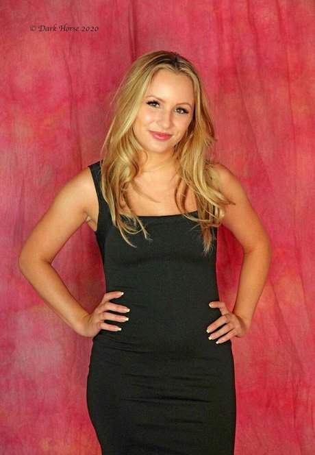 Giselle Rae top model photo