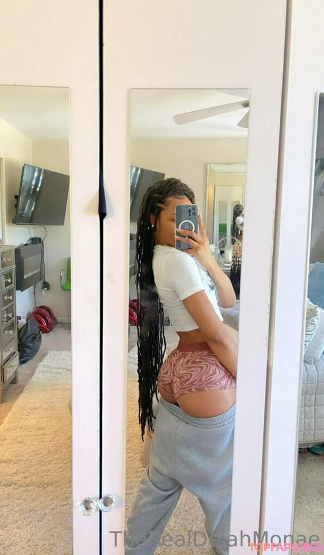 off grid onlyfans beautiful nude picture