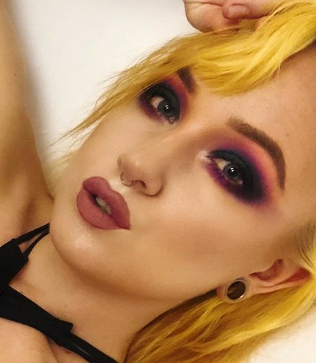 Andrea Frisk model perfect photos