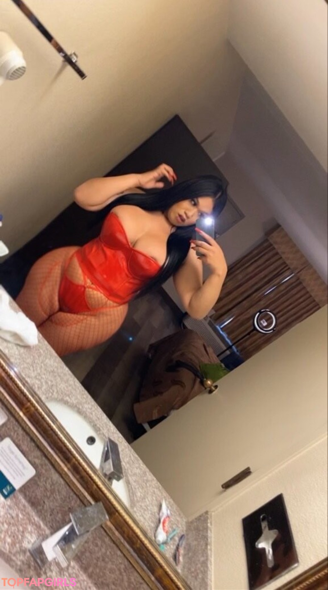 Realts Ramona model hd picture