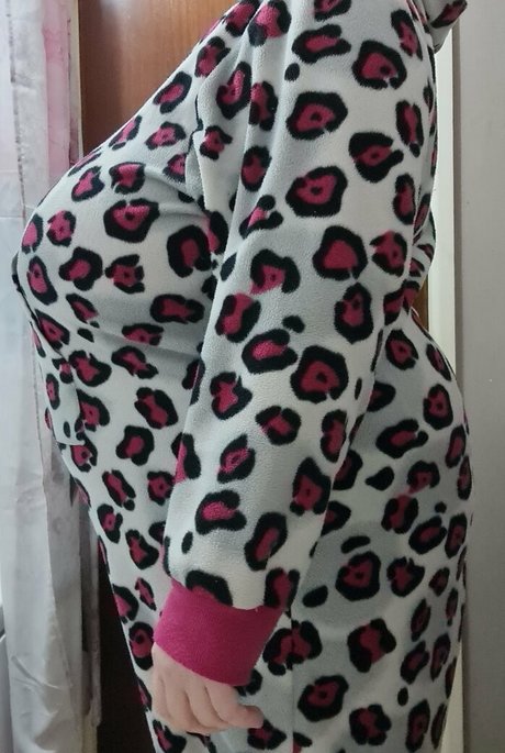 ribbonsandbruises pornstar img