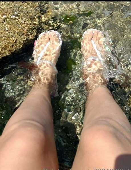 yourcandybrunette erotic actress archive