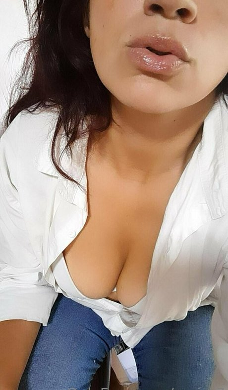 maira7 porn model pics