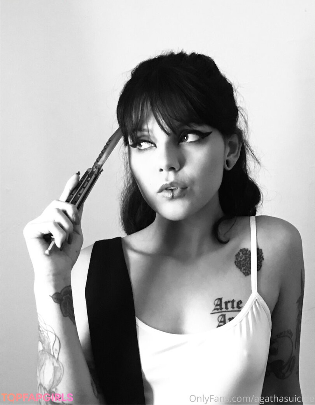 blvckchxrry model pornographic photo