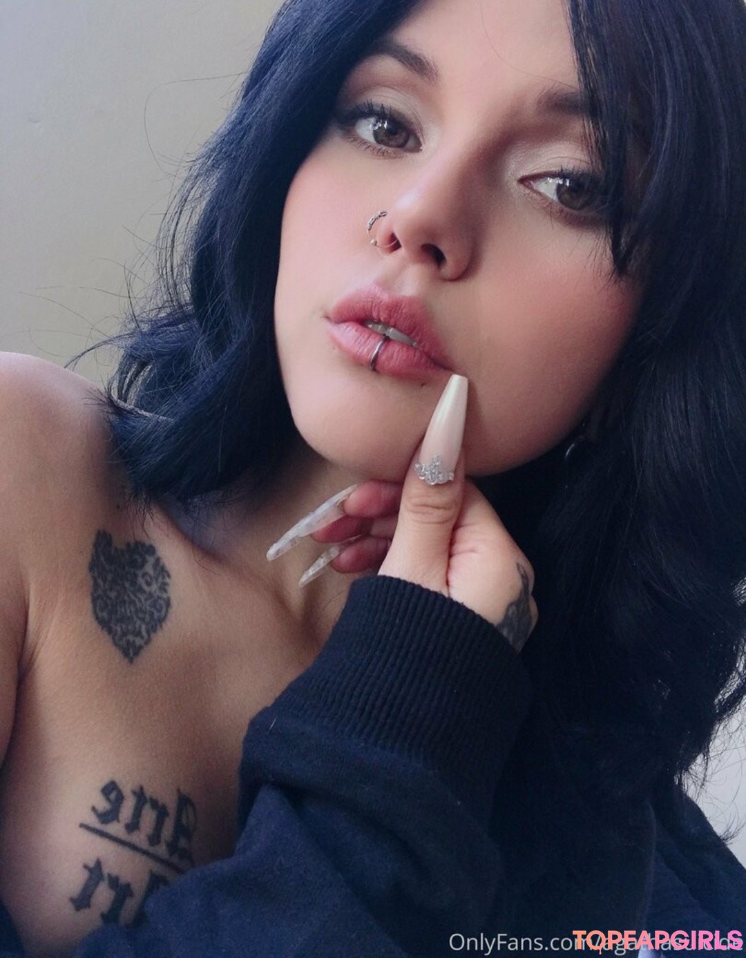 blvckchxrry model beautiful archive