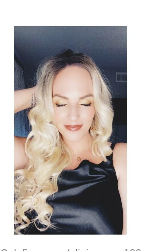 Olivia Anne 1990 pornstar images