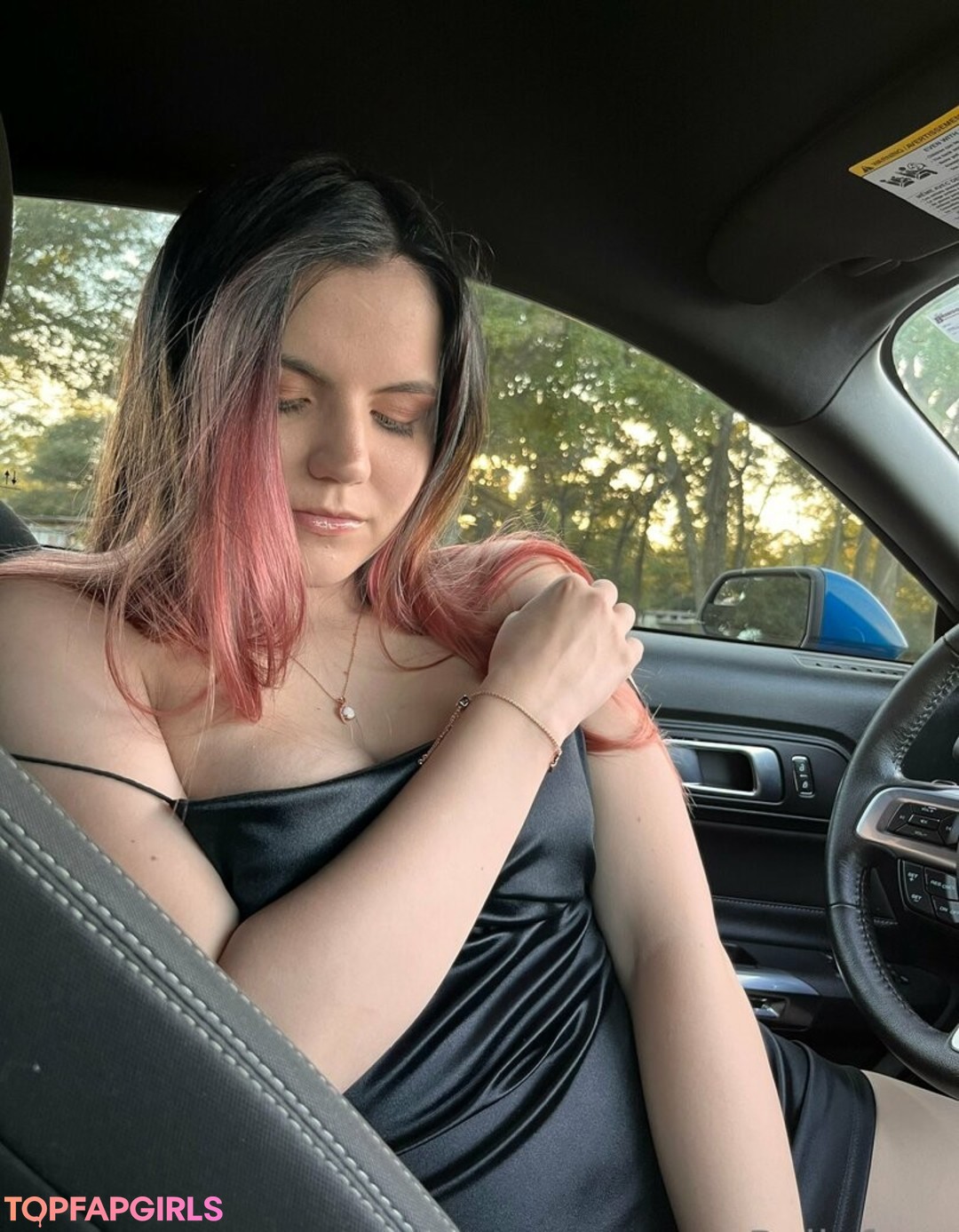 ryliefoxx free model photo