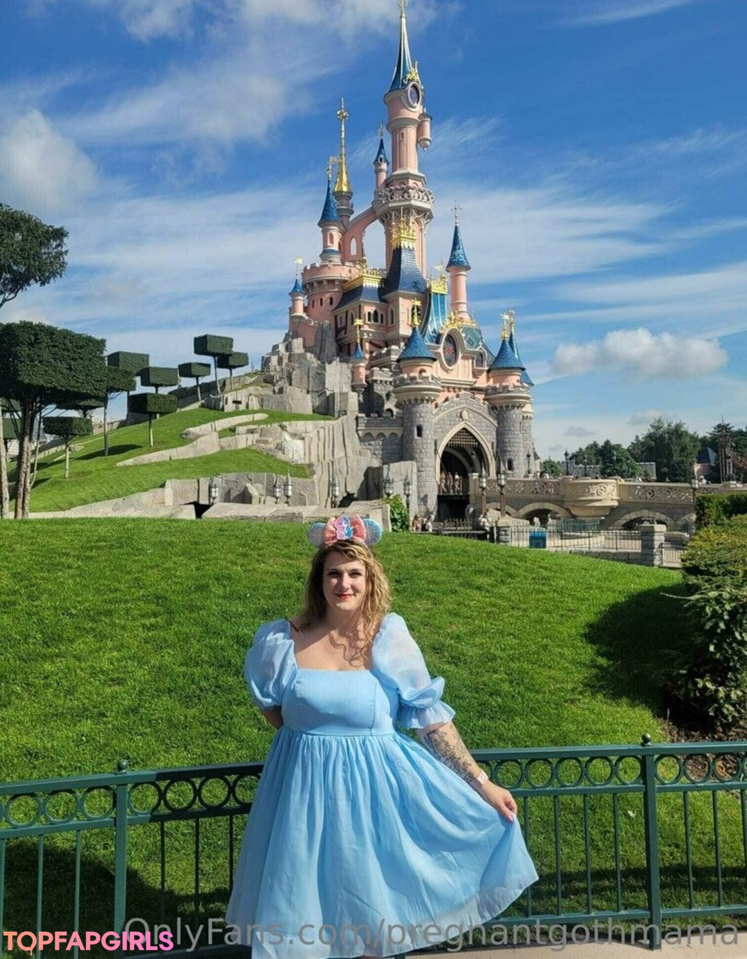 pregnantgothmama star nude pictures