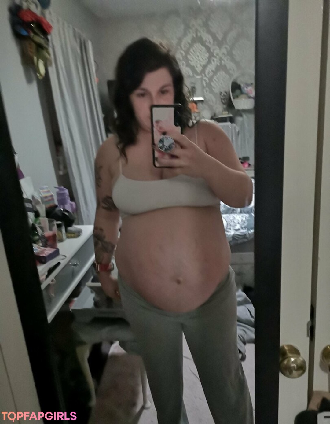 pregnantgothmama model naked gallery
