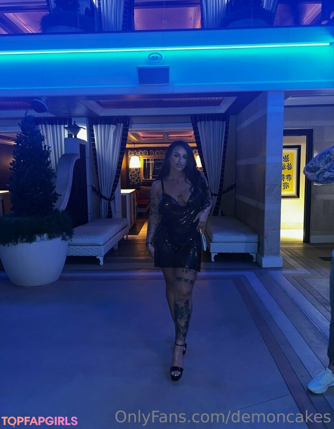 Demoncakes star sex img