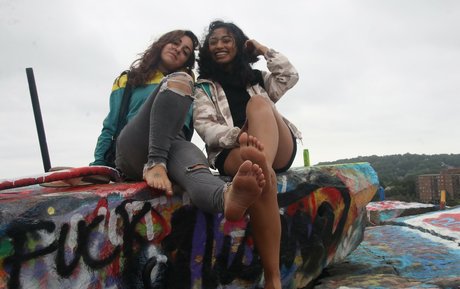 Joeys Feet Girls pornographic actress picture