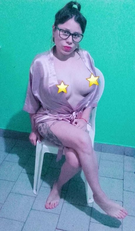 black granny onlyfans naked picture