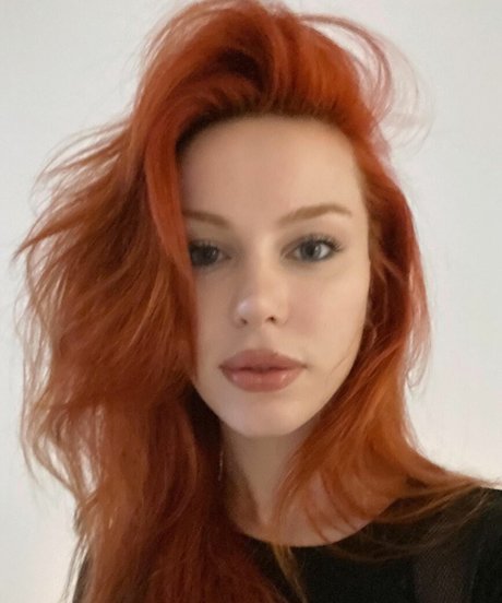 Aysennyuksel star sex pic