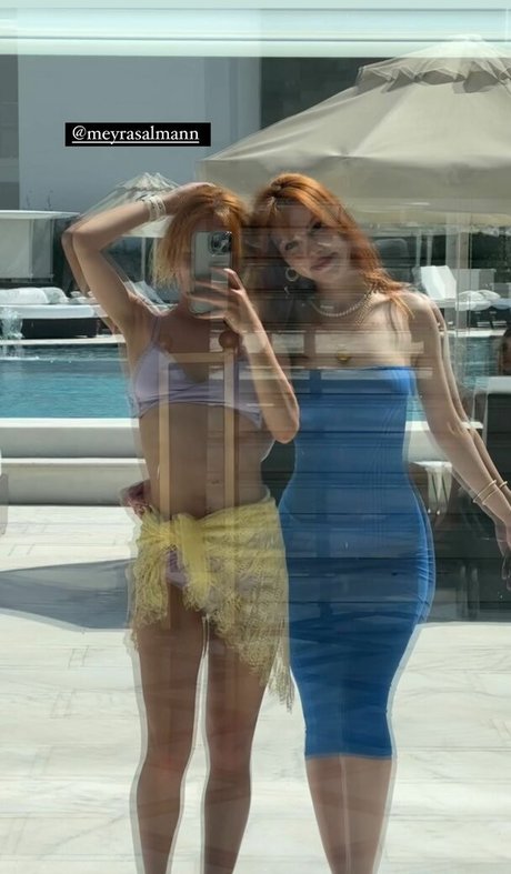 Aysennyuksel adult model pictures