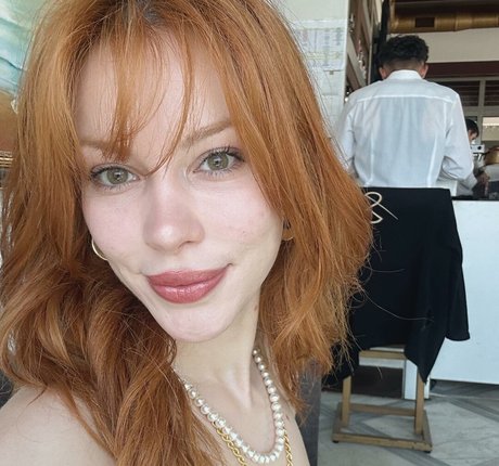 Aysennyuksel star art pic