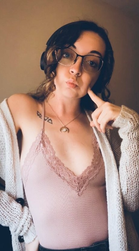 sidhee nudes star photo