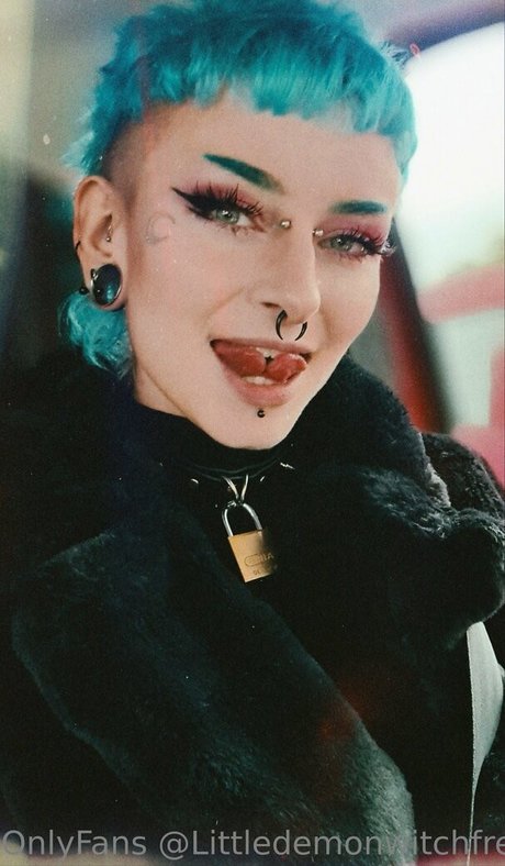 littledemonwitchfree best star pic