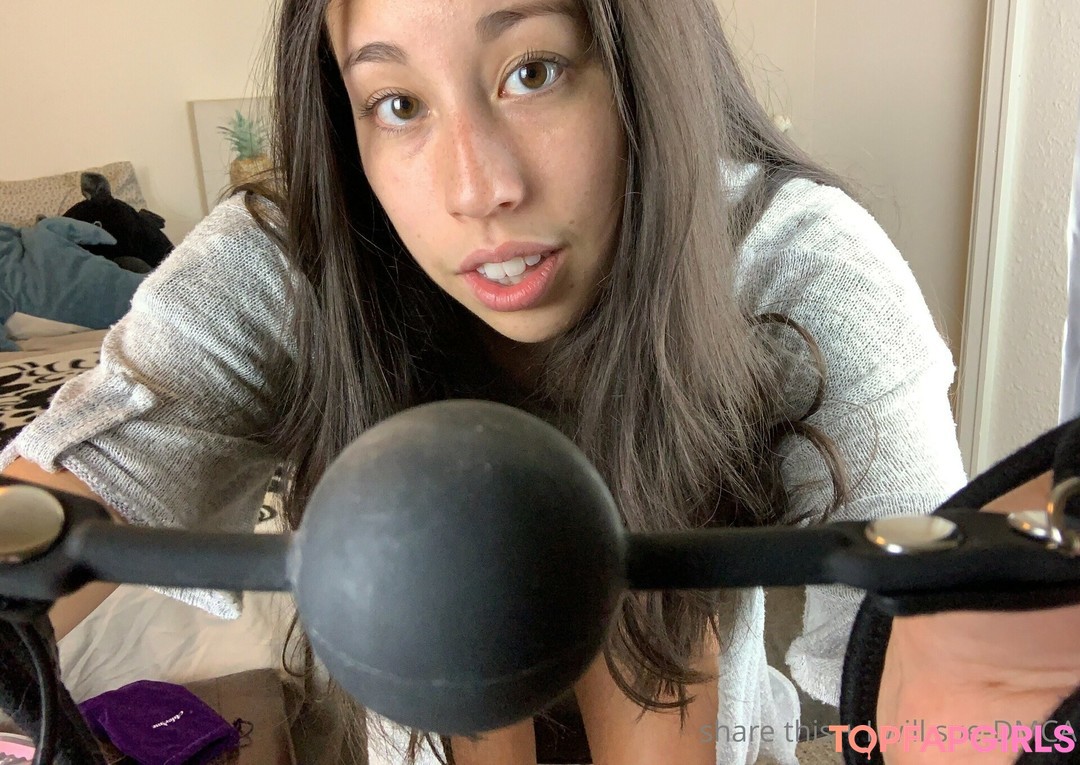 freegoddessmia erotic actress image