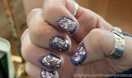 sucking big cock onlyfans sexy pictures