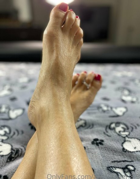 alluring angel annabelle nice model pics