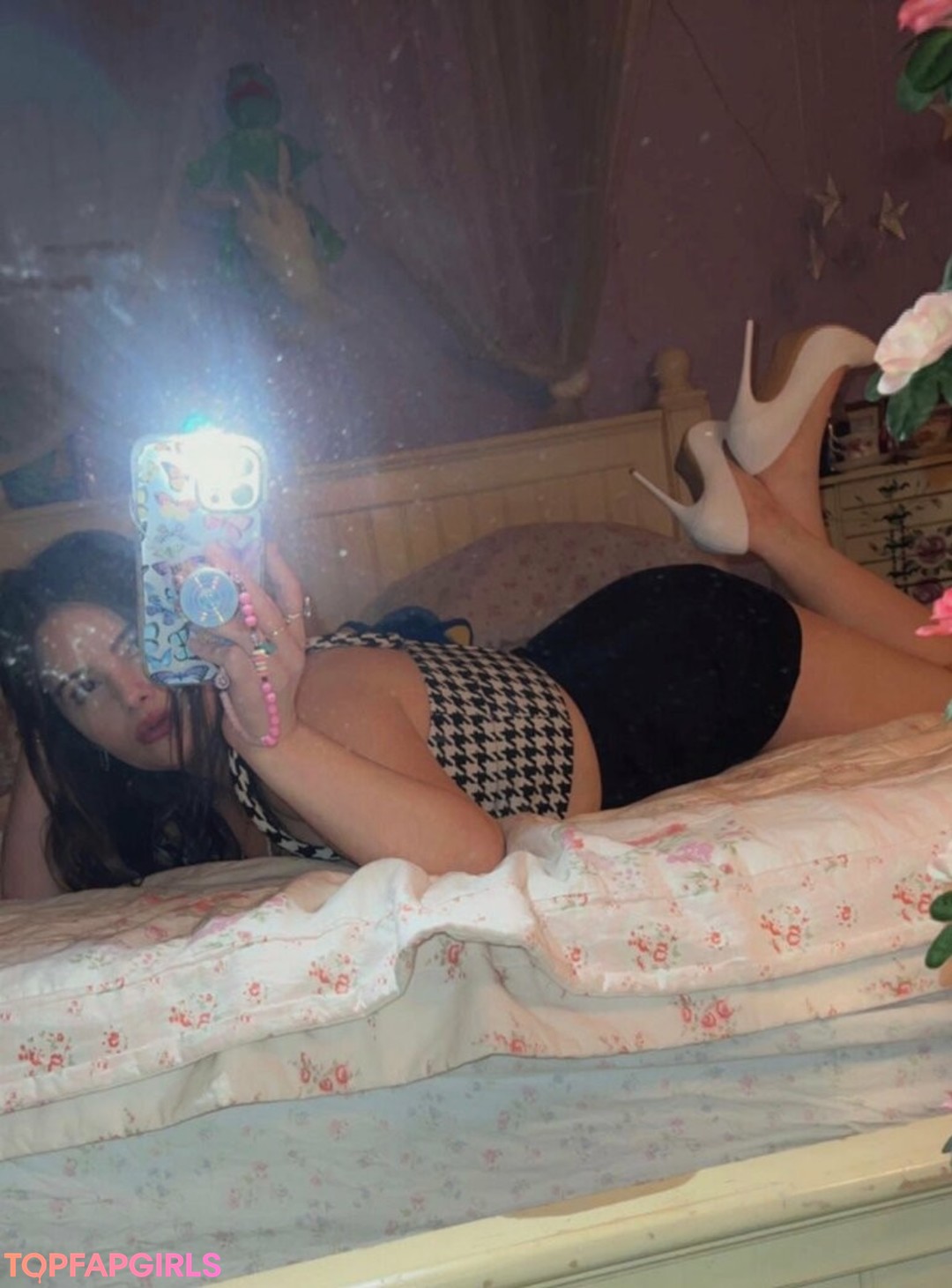 lesbian fisting onlyfans hot xxx picture