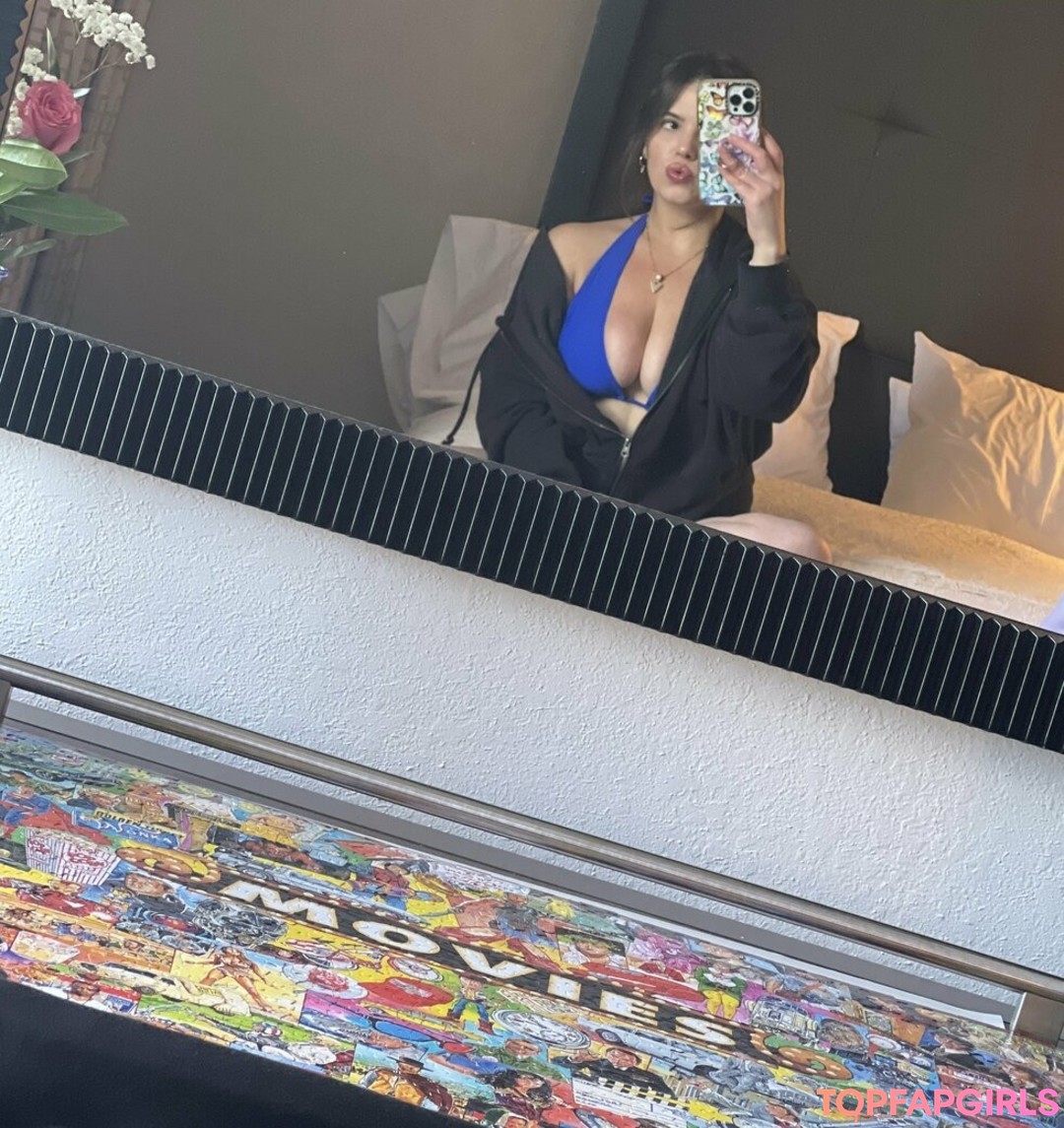 vanessinator exclusive model pictures