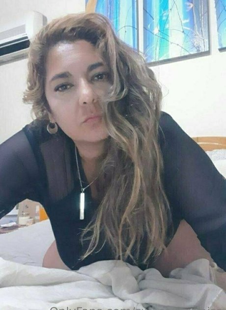 sweetgeminiss nude star picture