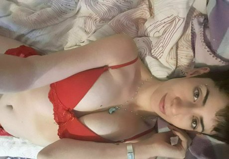 sweetgeminiss pornstar nude pics