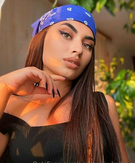 busty teen onlyfans hot xxx pic