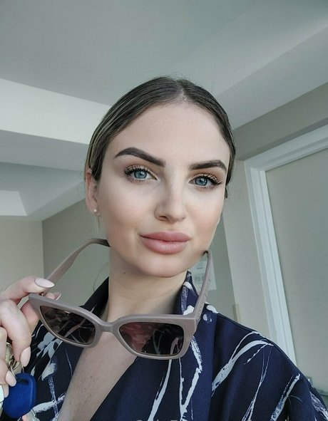 latina teen pussy onlyfans sexy nude picture