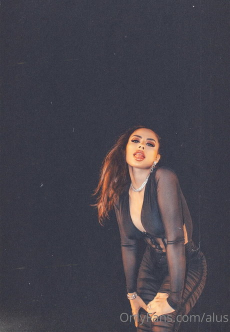 Alus art actress galleries