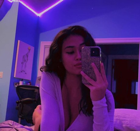 alex papadonker star sexy pic