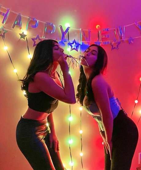 thigh high socks onlyfans free images