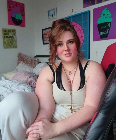 thott pockett pornstar art images