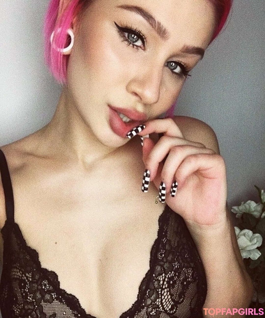 Agata Dziarma nice model pic
