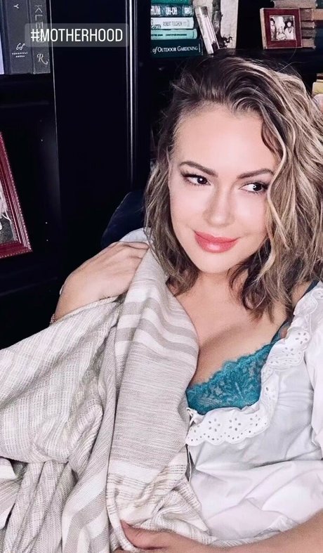 Alyssa Milano pornstar hd galleries