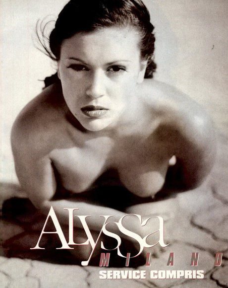 Alyssa Milano hot star img