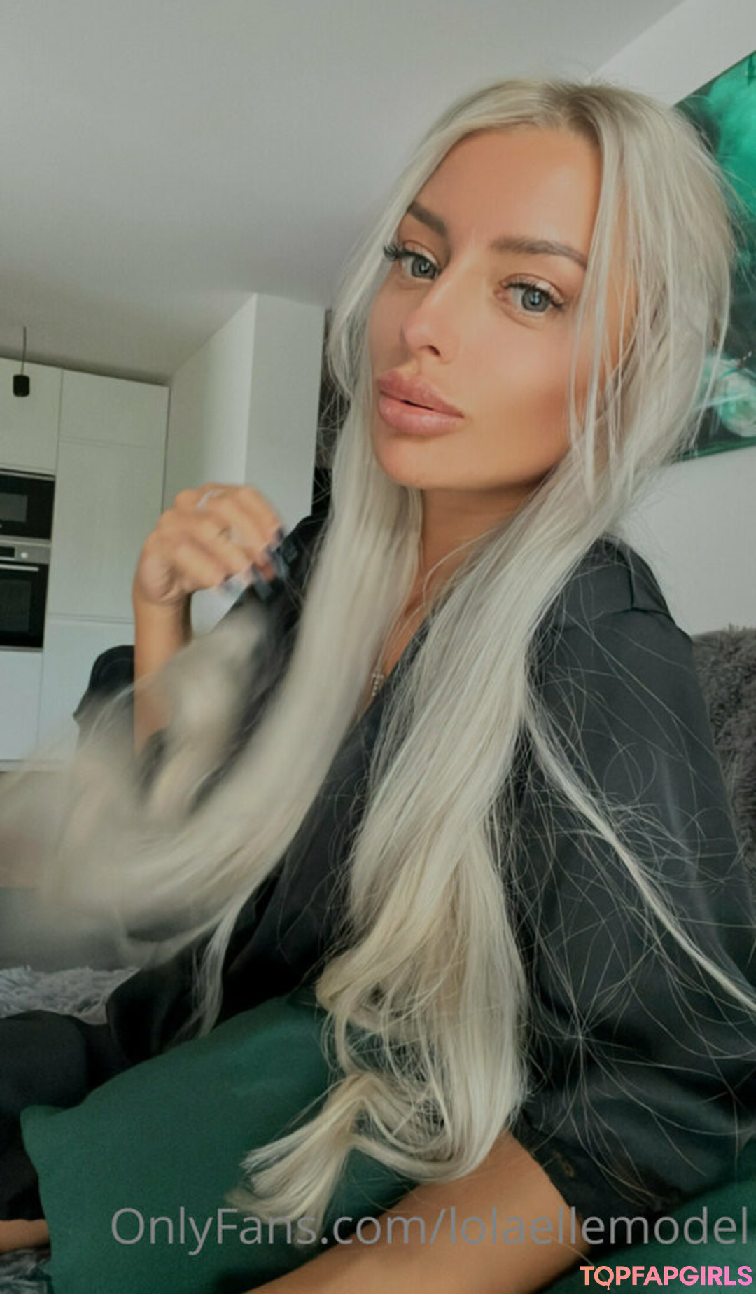 lolaellemodel perfect actress picture